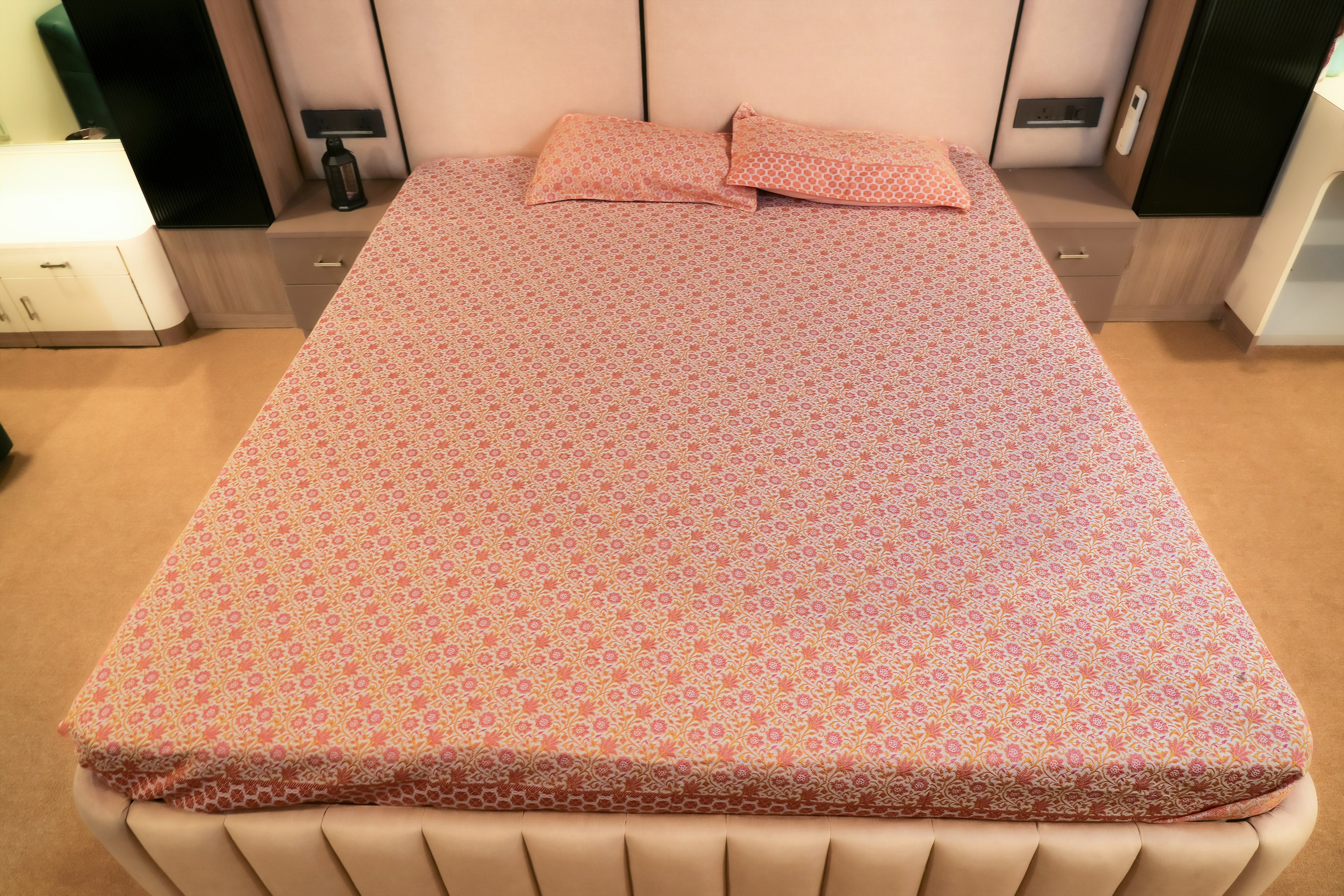 Himroo Super Bedsheet - The Amber Rose
