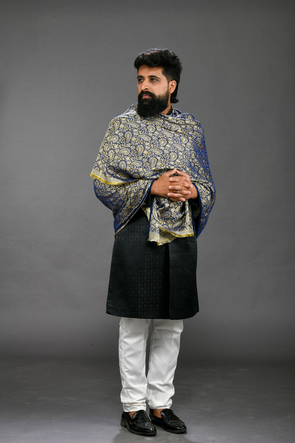 Himroo Shawl - The Regal Horizon