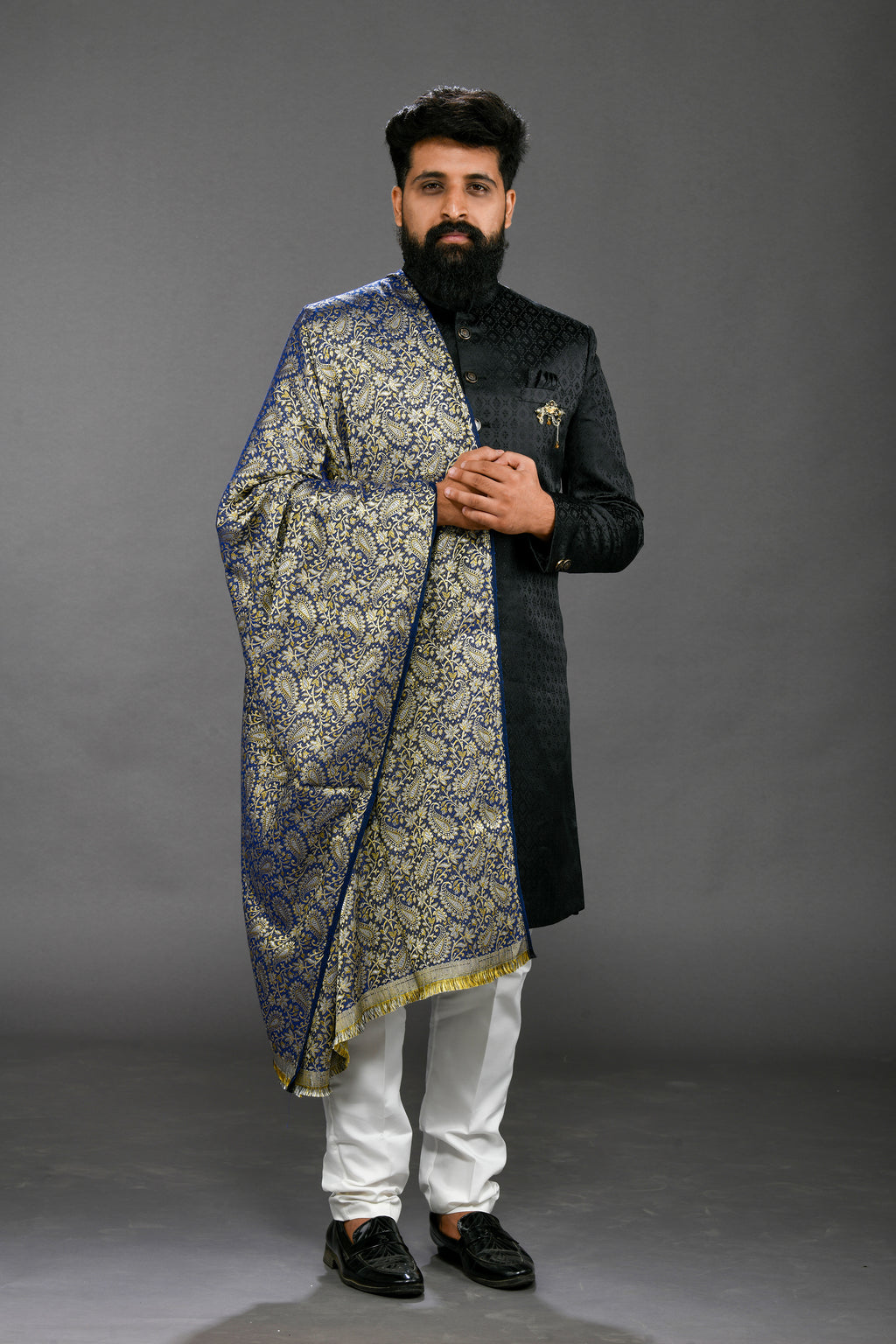 Himroo Shawl - The Regal Horizon