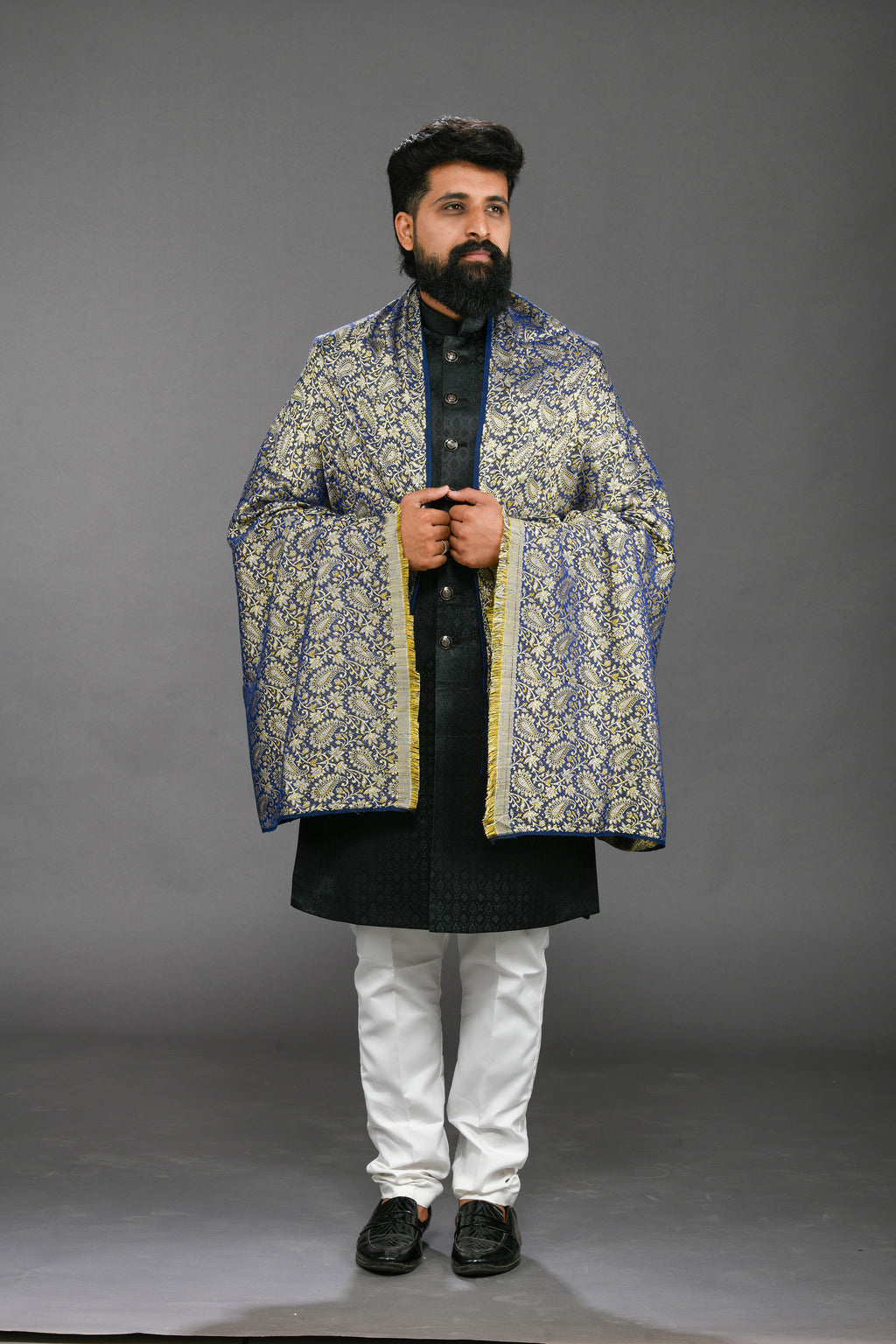 Himroo Shawl - The Regal Horizon