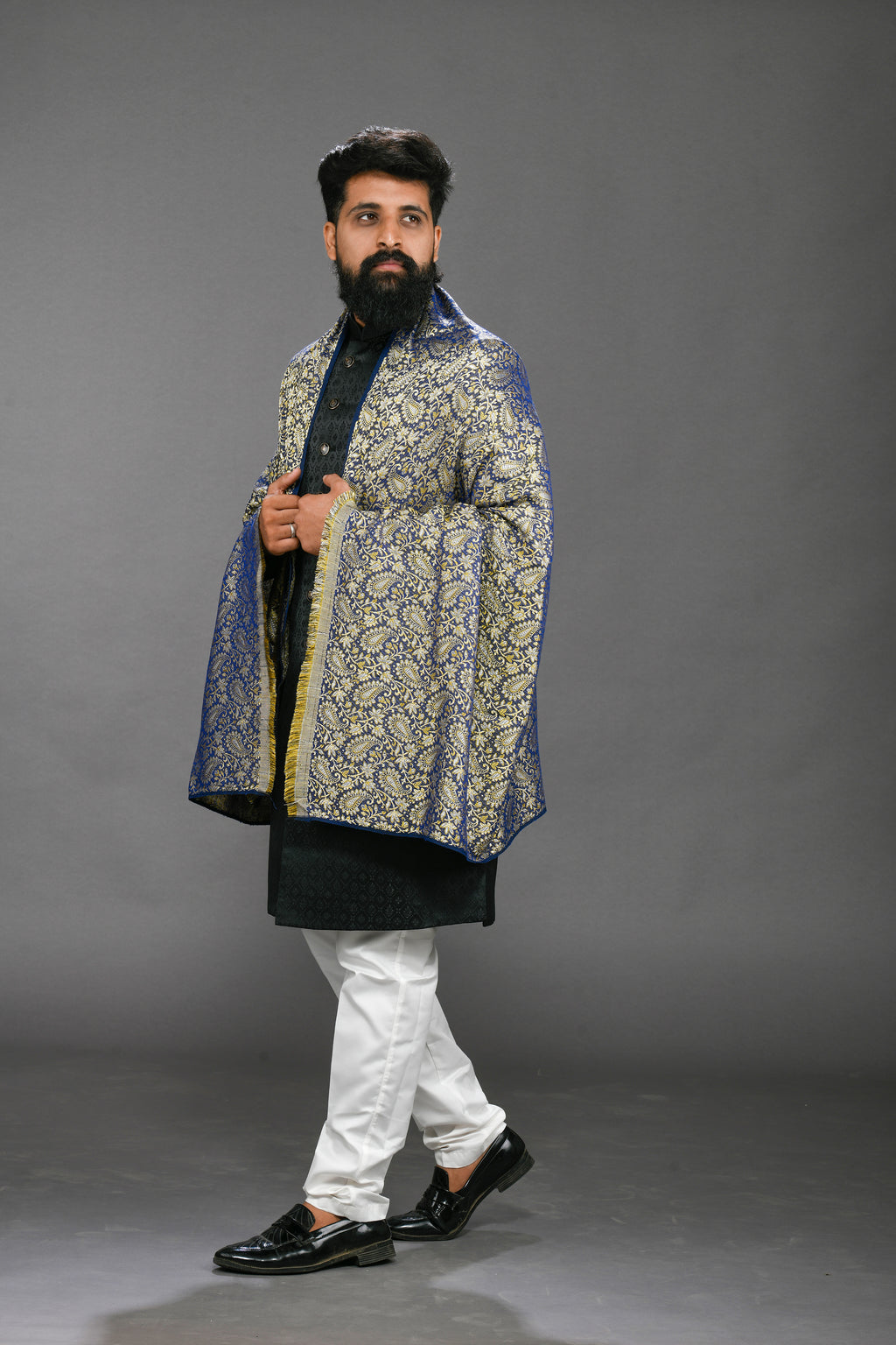 Himroo Shawl - The Regal Horizon