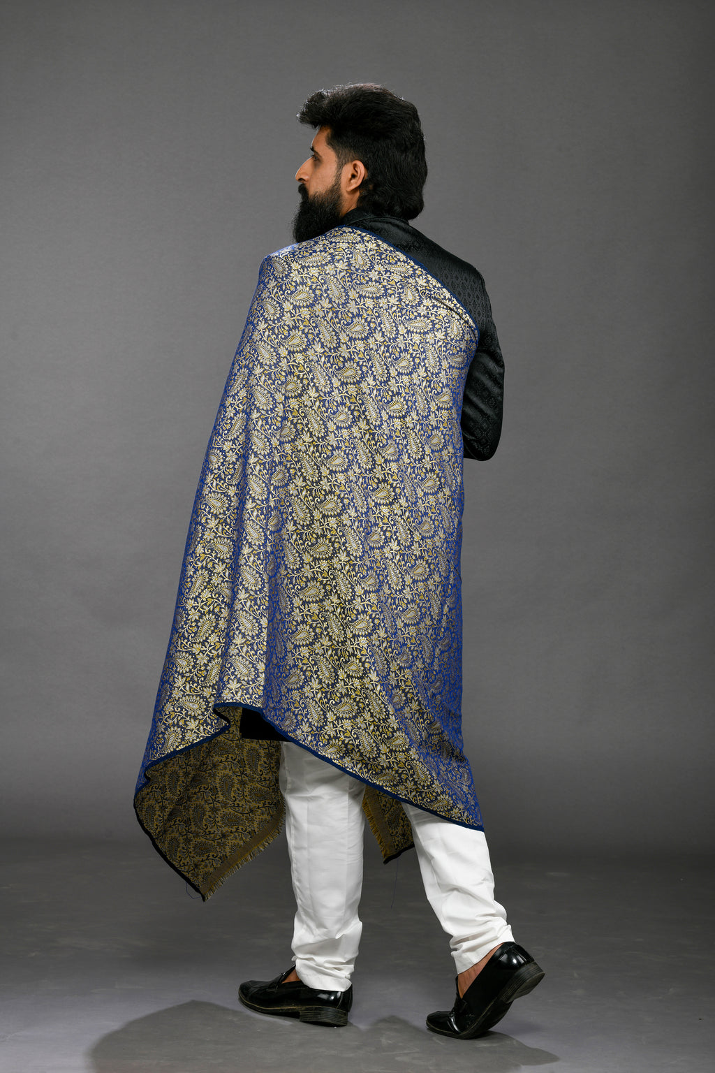 Himroo Shawl - The Regal Horizon