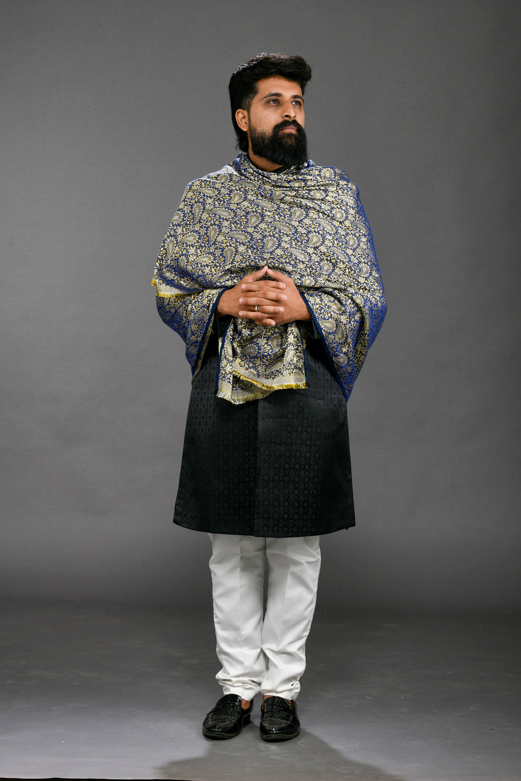 Himroo Shawl - The Regal Horizon