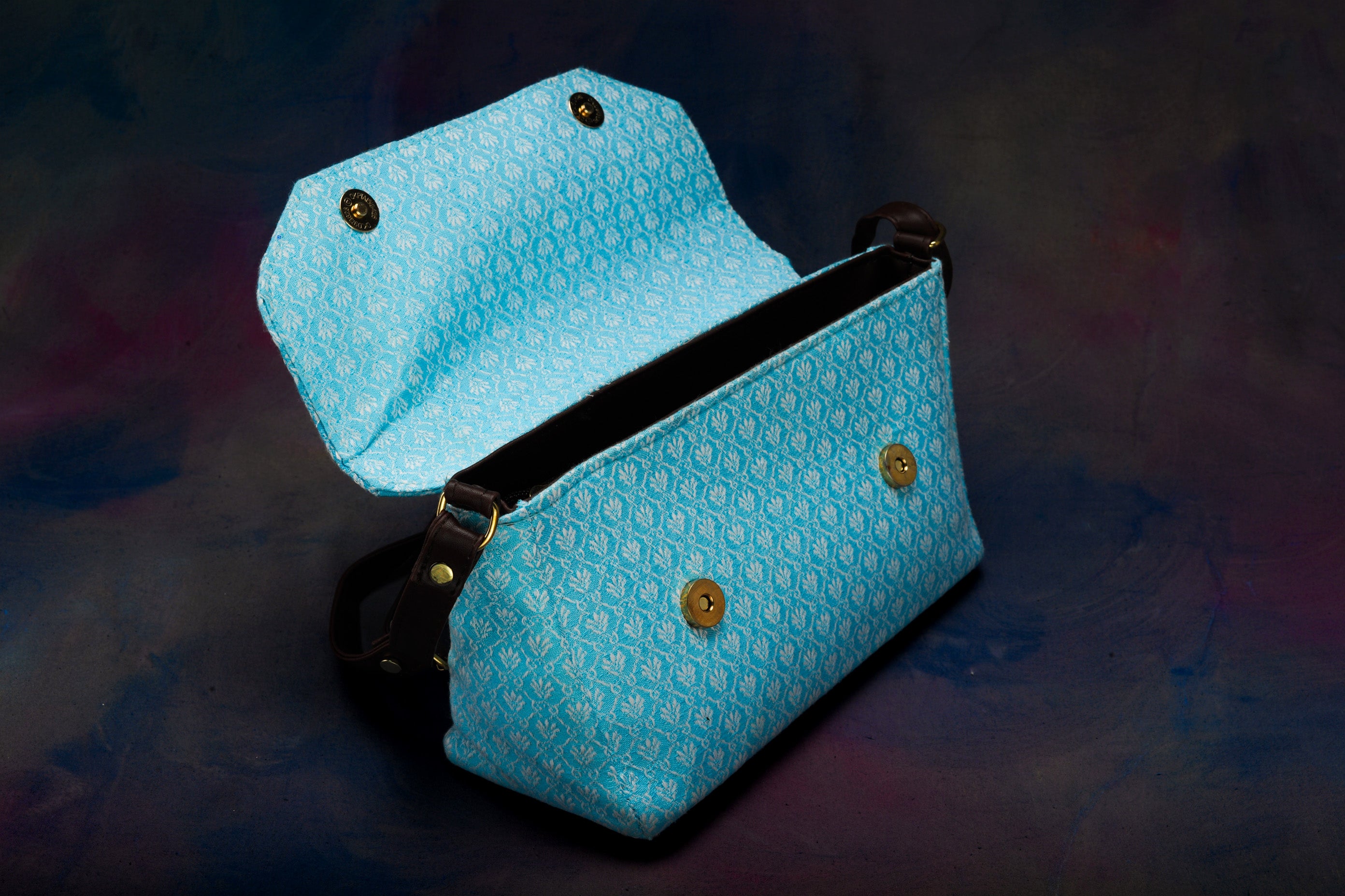 Himroo Handbag - The Azure Dream