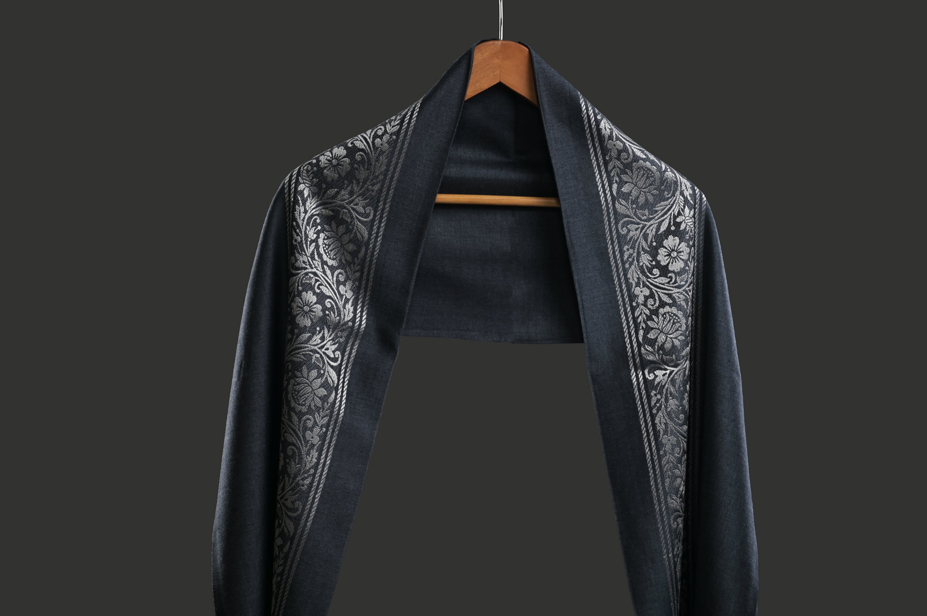Himroo Novelty Dark Shawl - The Silver Ash