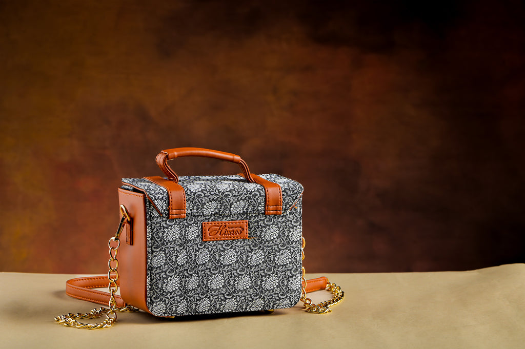 Himroo Handbag - The Silver Dusk