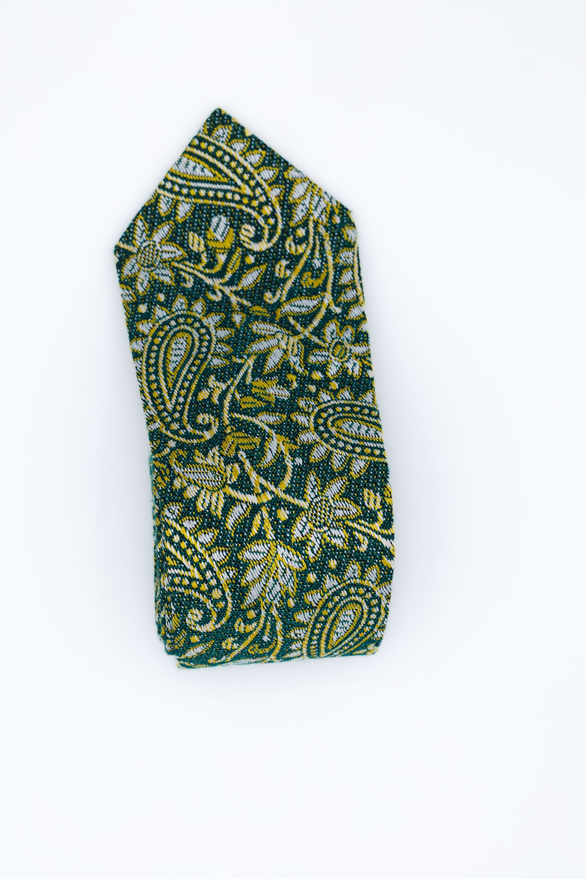 Himroo Tie - The Verdant Legacy