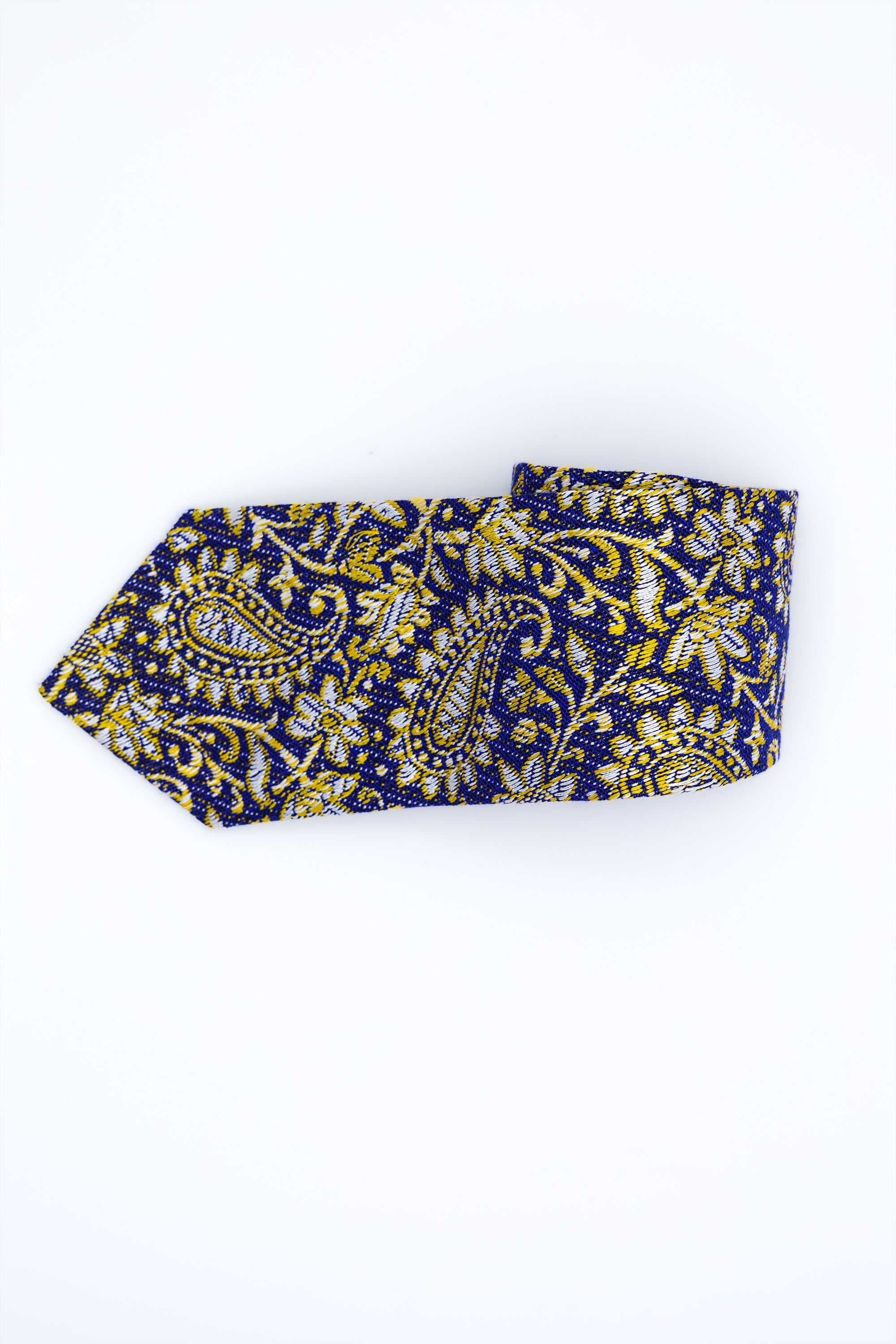 Himroo Tie - The Silken Monarch