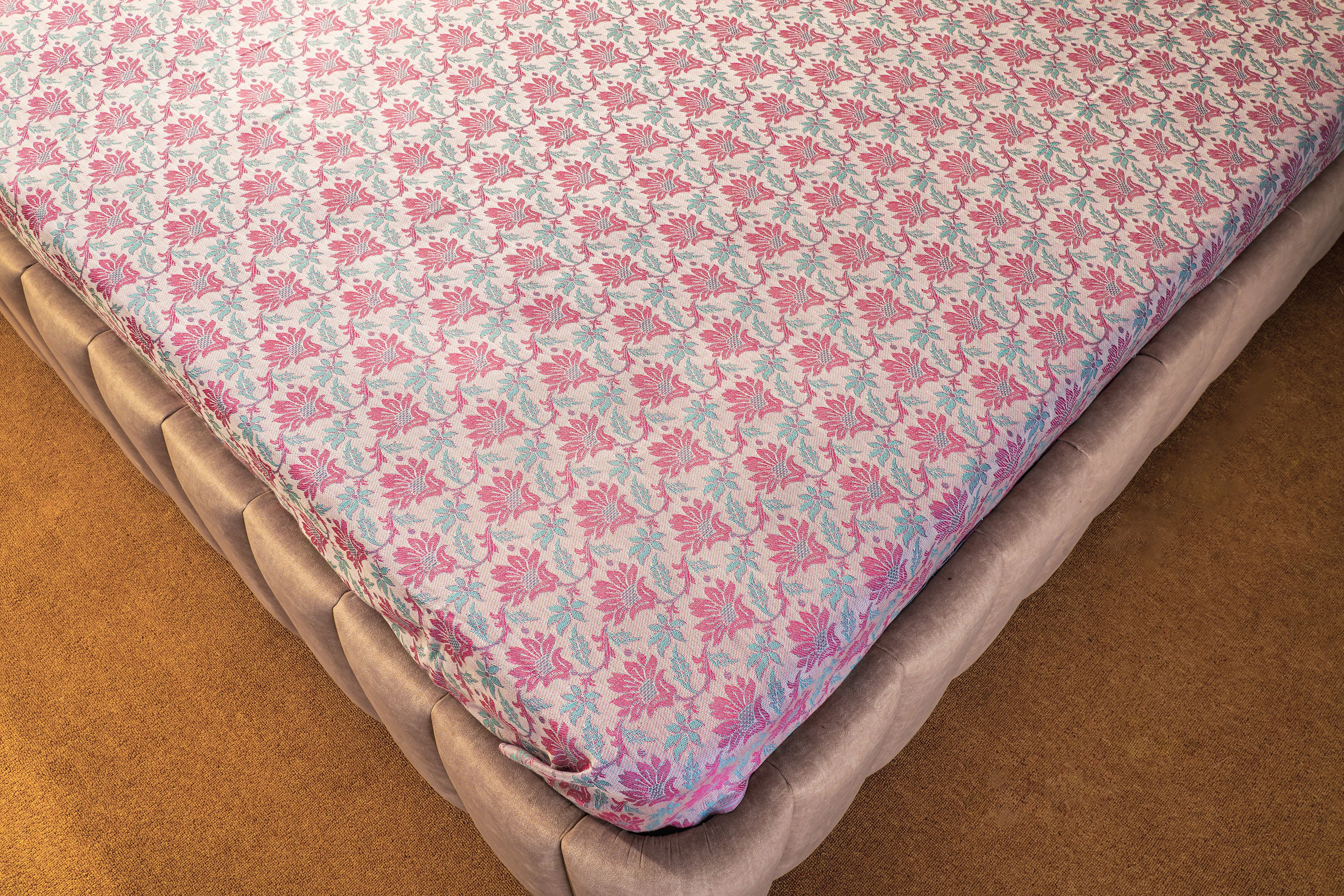 Himroo Galaxy Bedsheet - The Rose Orbit