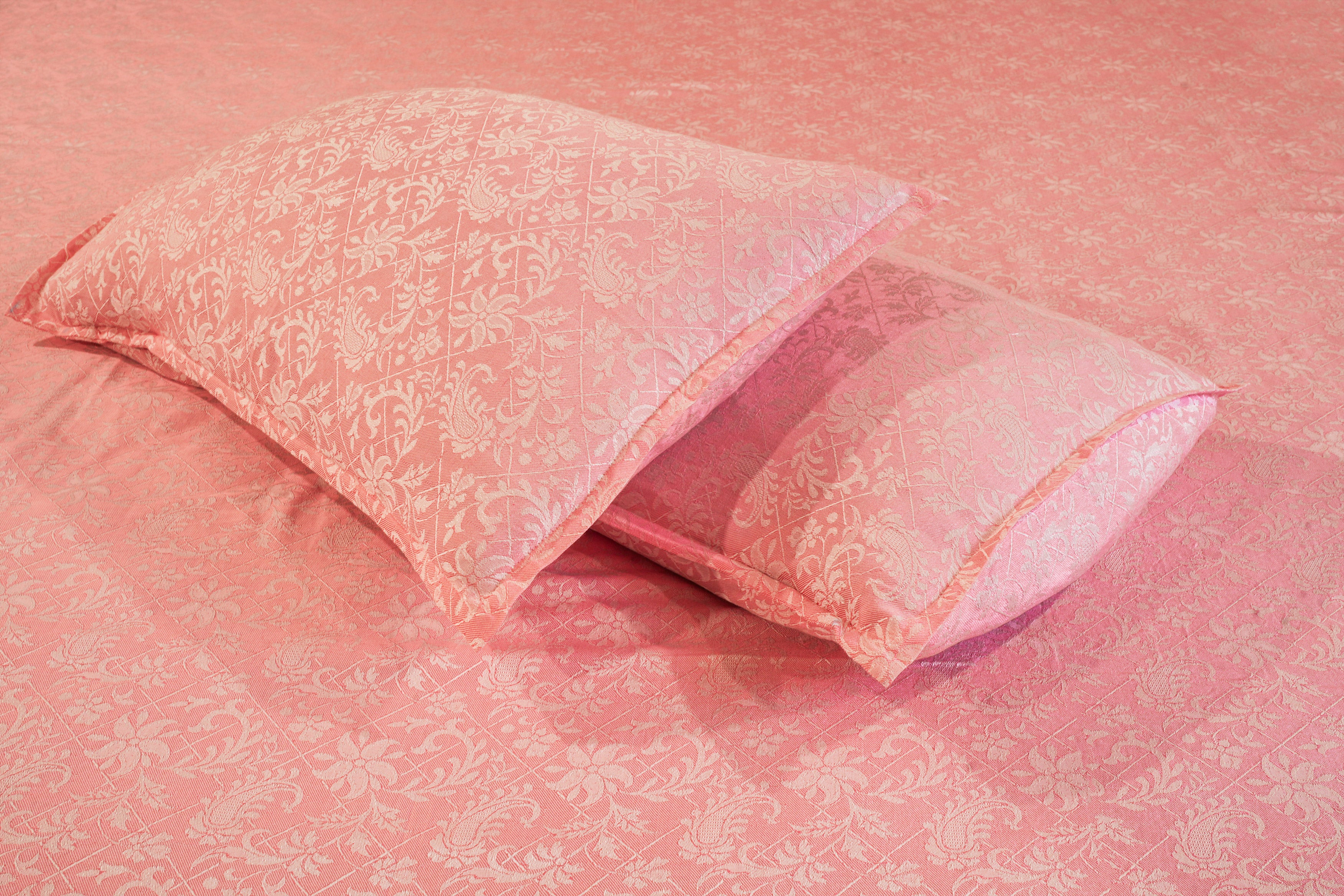 Himroo Staplon Bedsheet - The Rose Mist