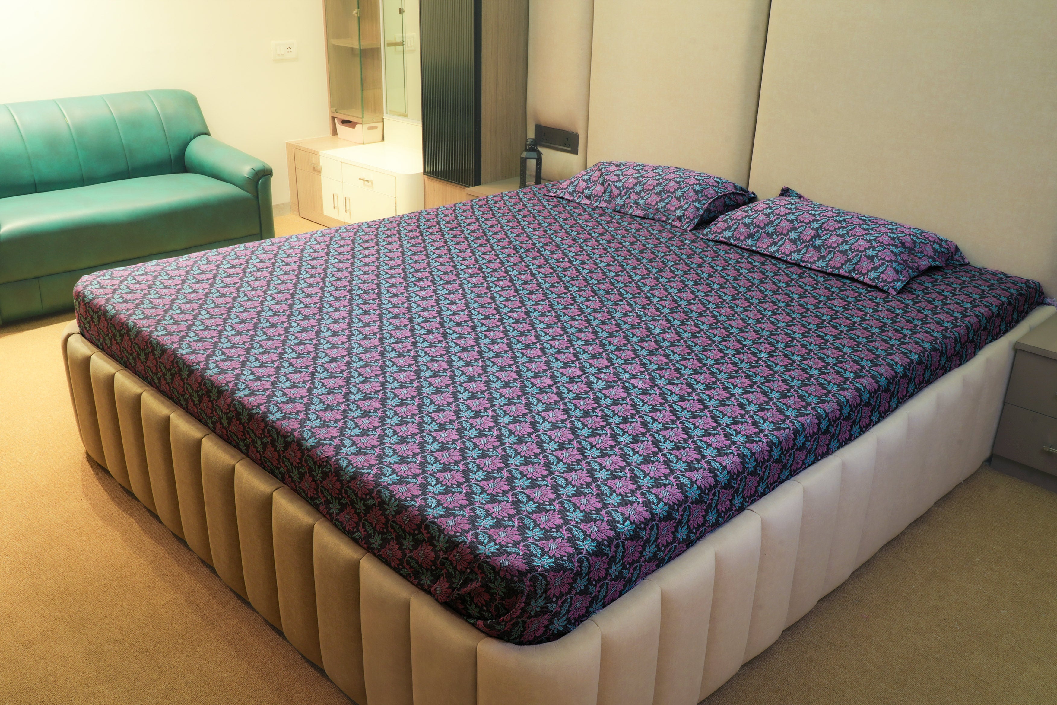 Himroo Galaxy Bedsheet - The Midnight Bloom